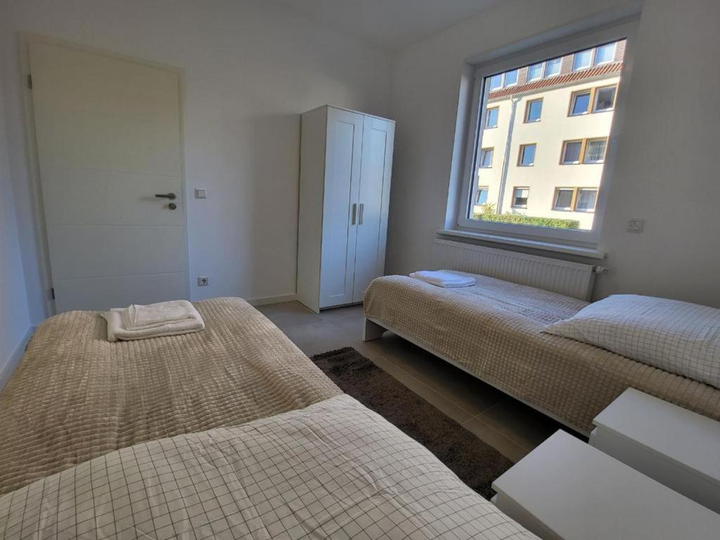 أوسنابروك Monteurzimmer Mit Zwei Einzelnen Betten In Einer 3Zi Wohnung Mit Kuche Und Bad المظهر الخارجي الصورة