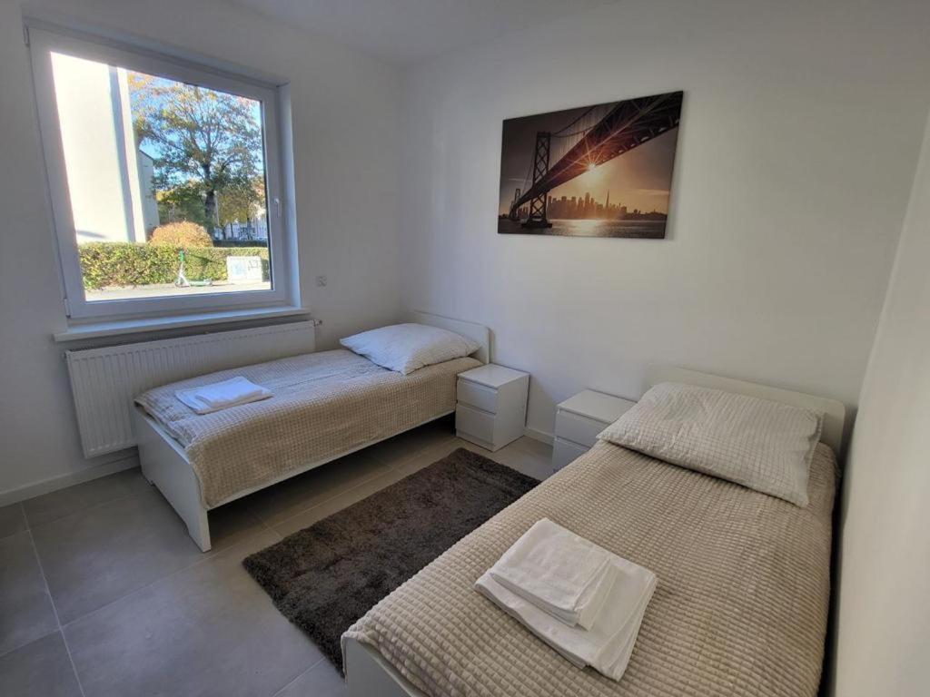 أوسنابروك Monteurzimmer Mit Zwei Einzelnen Betten In Einer 3Zi Wohnung Mit Kuche Und Bad المظهر الخارجي الصورة